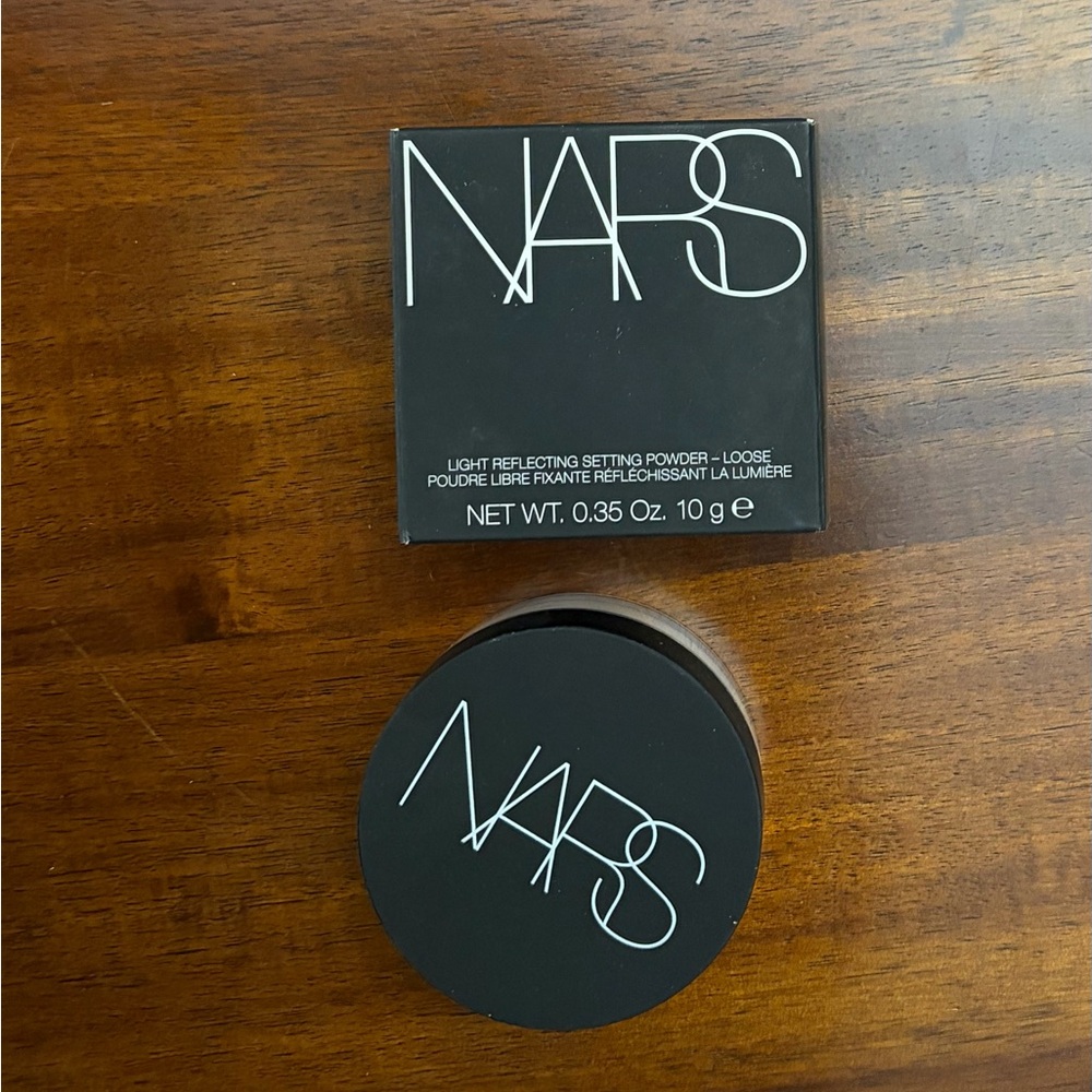 NARS Light Reflecting Loose Powder in Translucent Crystal